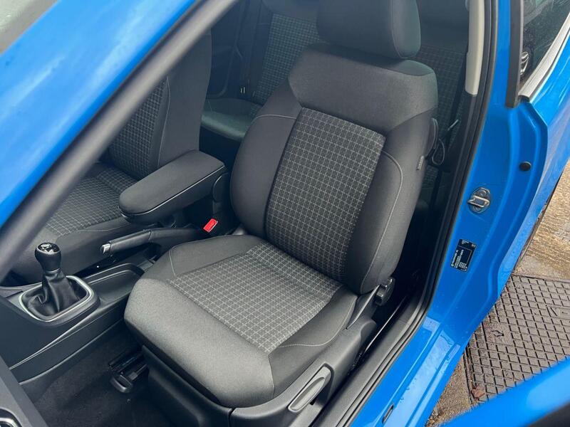 Volkswagen Polo view 16