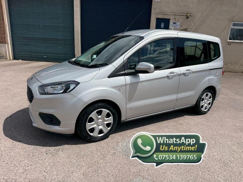 Ford Tourneo Courier view 5