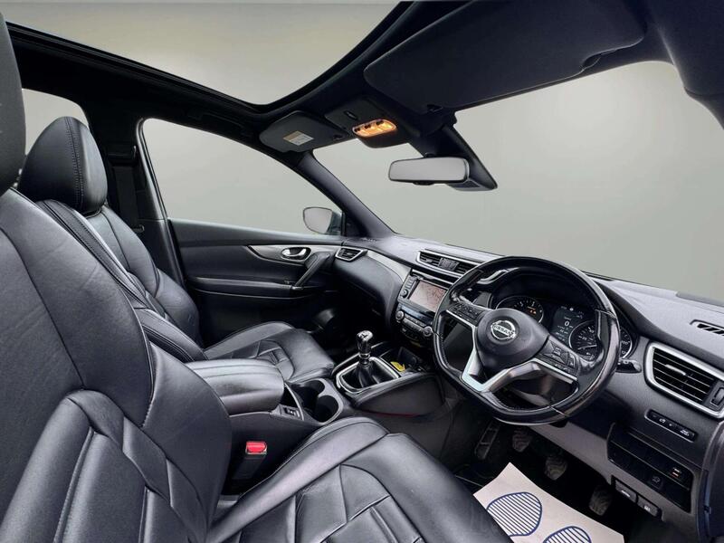 Nissan Qashqai view 2