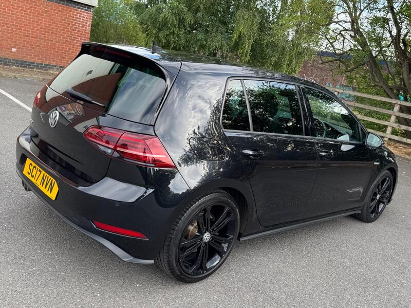 Volkswagen Golf view 5