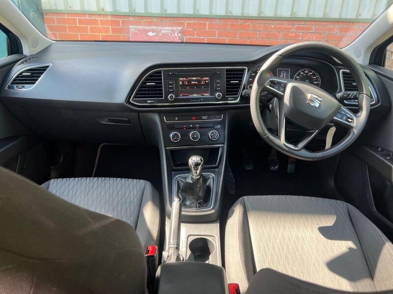Seat Leon view 16