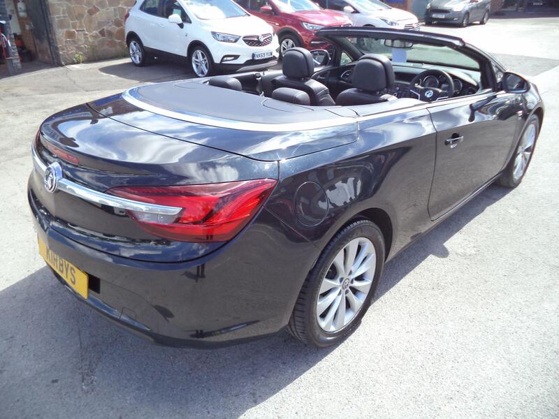 Vauxhall Cascada view 7