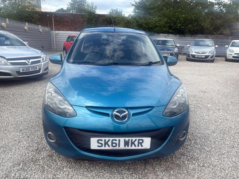 Mazda Mazda2 view 2