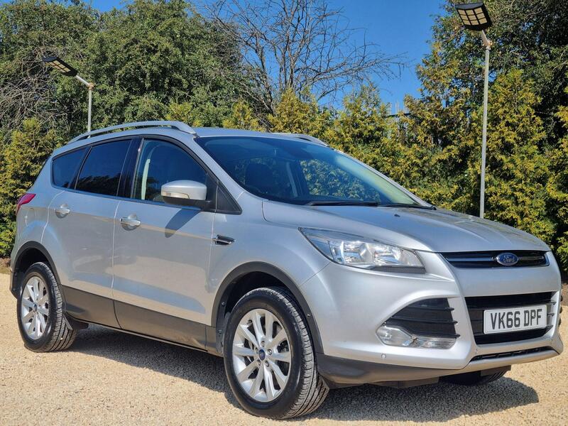Ford Kuga view 4