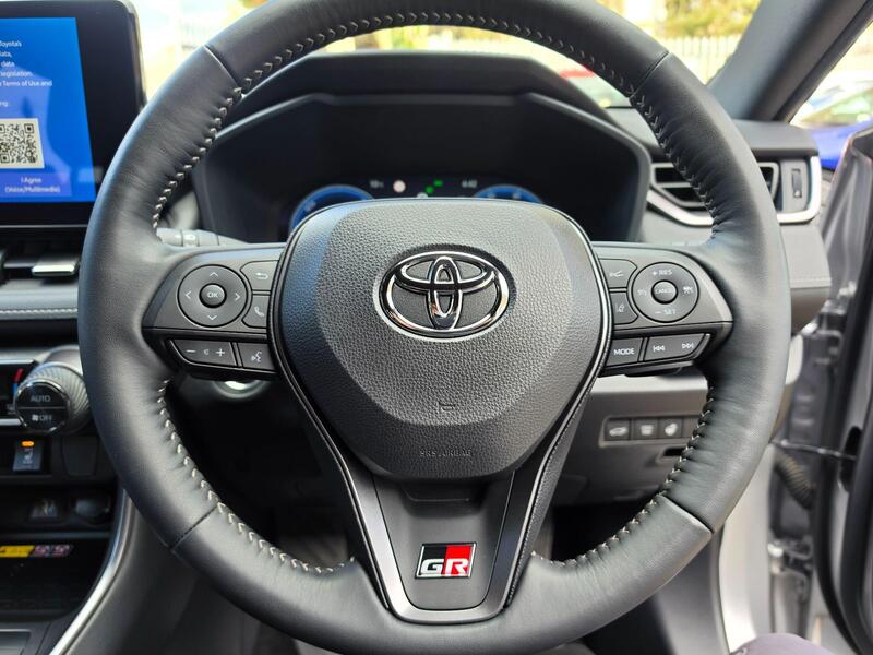 Toyota RAV4 2.5 VVT 18.1kWh GR SPORT CVT 4WD Euro 6 (s/s) 5dr thumbnail 18