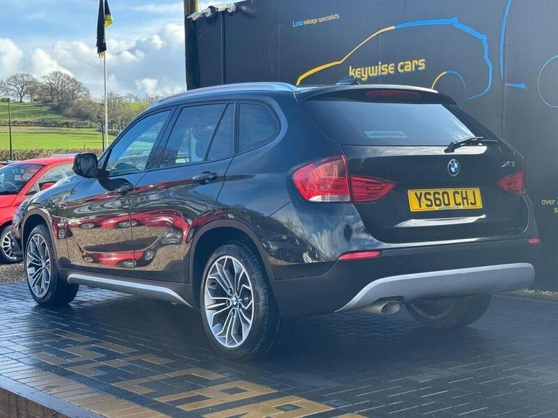 BMW X1 view 3
