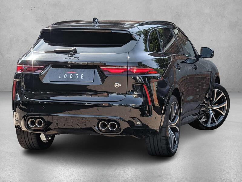 Jaguar F-Pace view 7