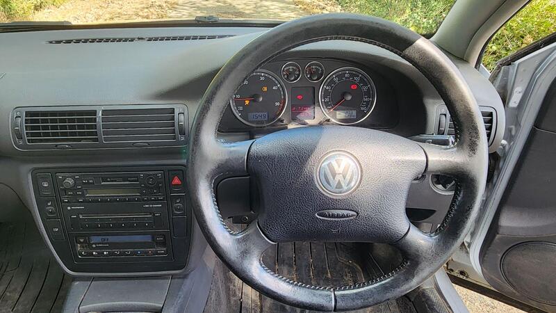 2005 Volkswagen Passat — photo 24