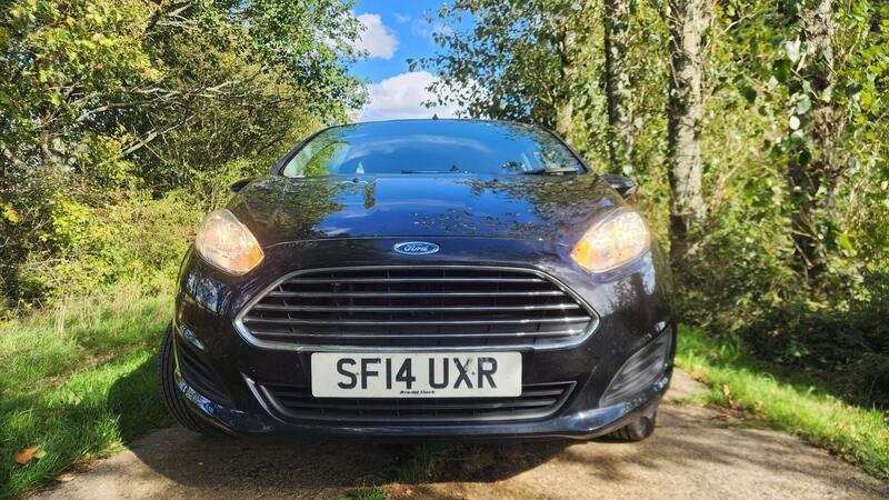 2014 Ford Fiesta — photo 4