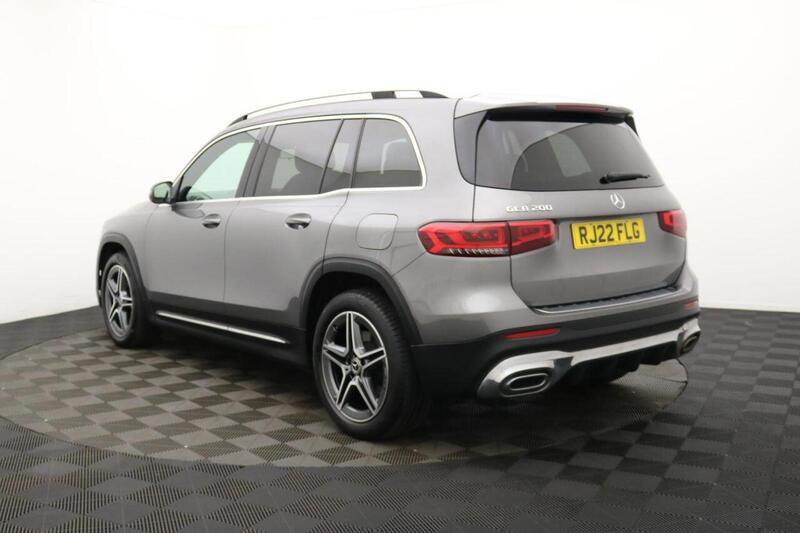 Mercedes-Benz Mercedes-Benz GLB view 6