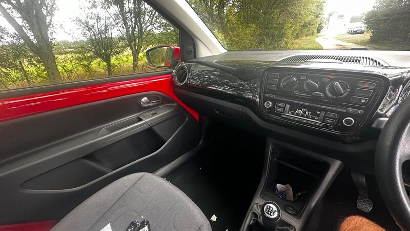 2013 Volkswagen up! — photo 12