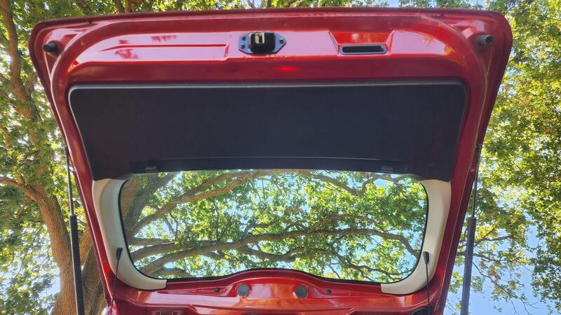 2010 Nissan Note — photo 20
