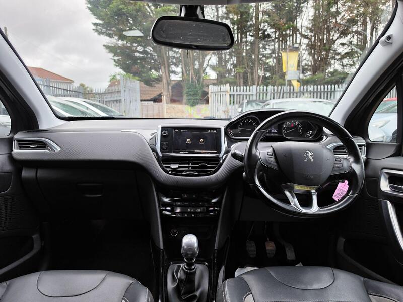 Peugeot 2008 1.2 PureTech GPF Allure Euro 6 (s/s) 5dr thumbnail 24