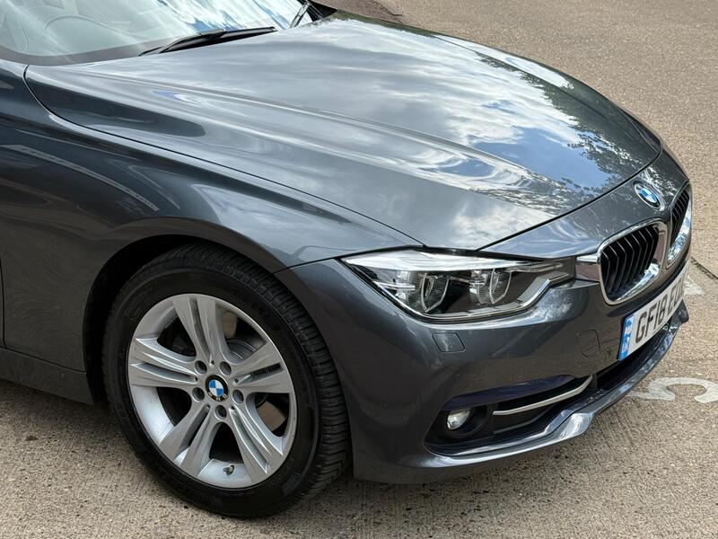 BMW 3 Series view 5
