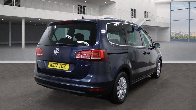 Volkswagen Sharan view 4
