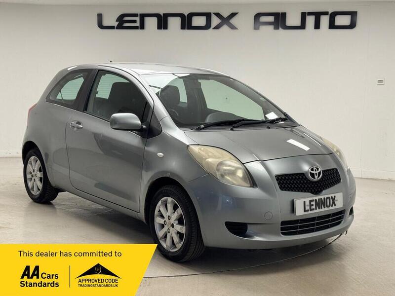 Toyota Yaris main image