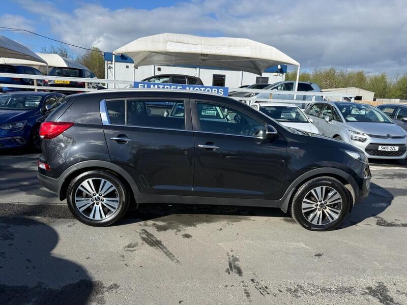 Kia Sportage view 3