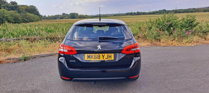 Peugeot 308 view 7