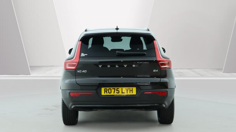 Volvo XC40 view 7