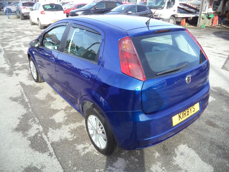 Fiat Grande Punto view 5