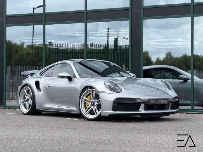 Porsche 911 main image