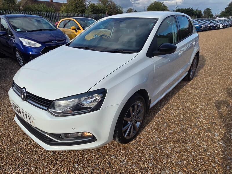 Volkswagen Polo view 5