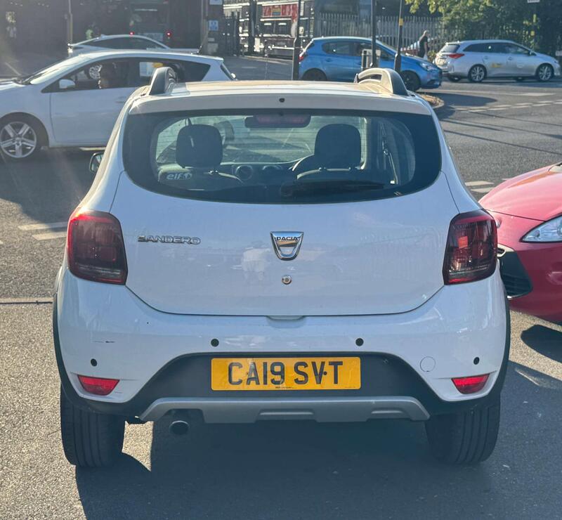 Dacia Sandero view 5