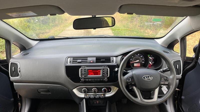2016 Kia Rio — photo 16
