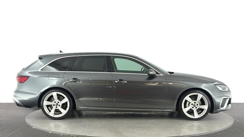Audi A4 view 3