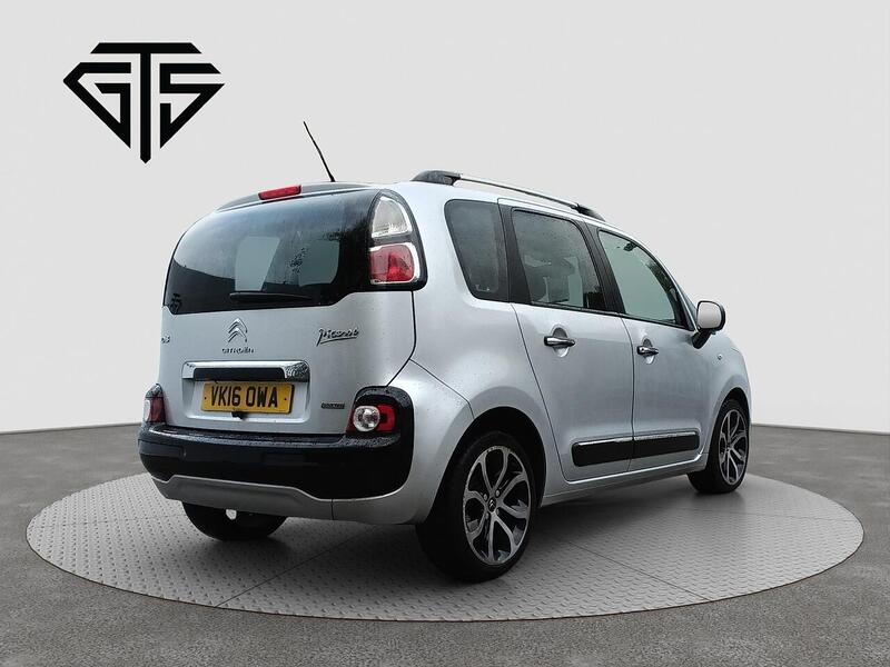 Citroen C3 Picasso view 3