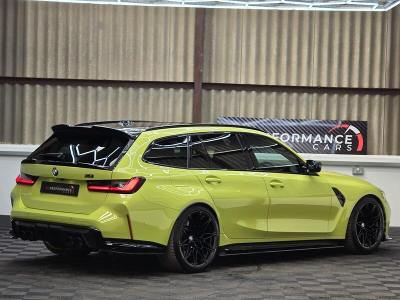 BMW M3 view 3
