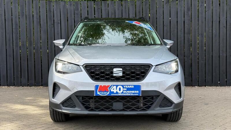 SEAT Arona view 3