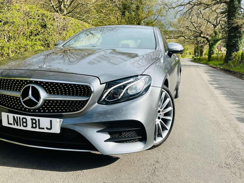 Mercedes-Benz E Class view 4