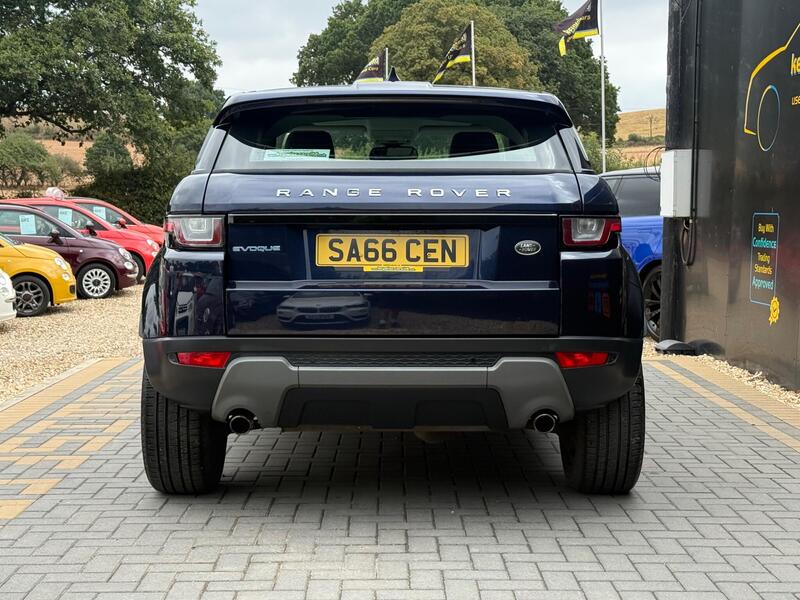 Land Rover Range Rover Evoque view 4
