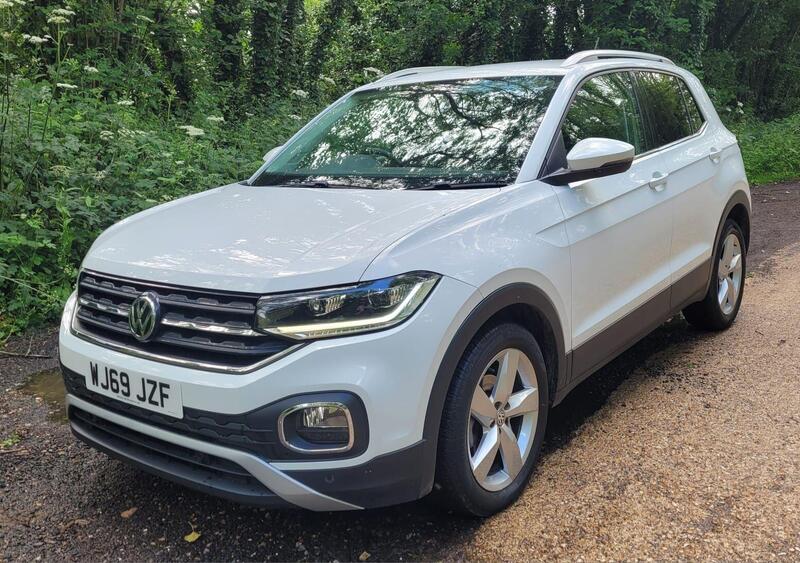 Volkswagen T-Cross view 4