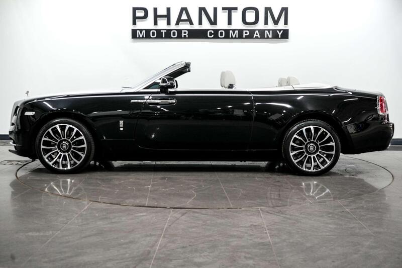 Rolls-Royce Dawn view 4