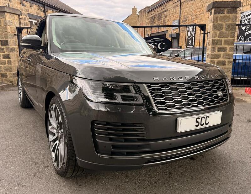 Land Rover Range Rover view 3