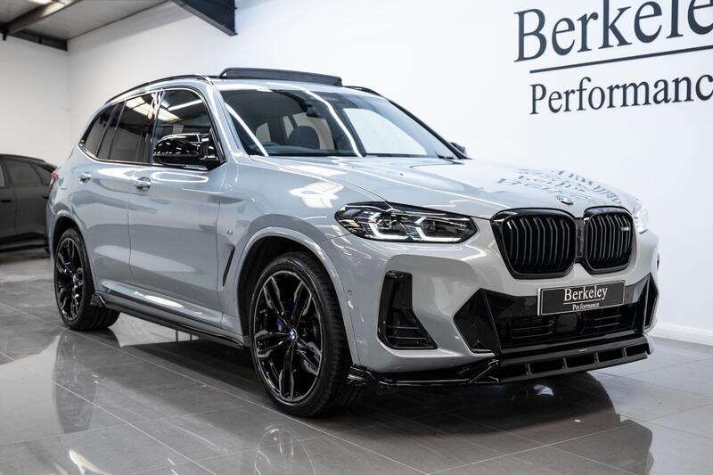 BMW X3 view 6