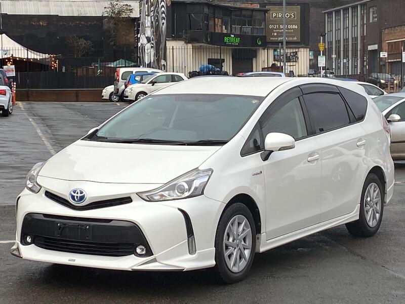 2016 Toyota Prius+ in White for sale