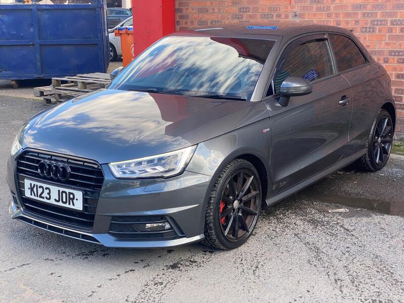 Audi A1 view 2