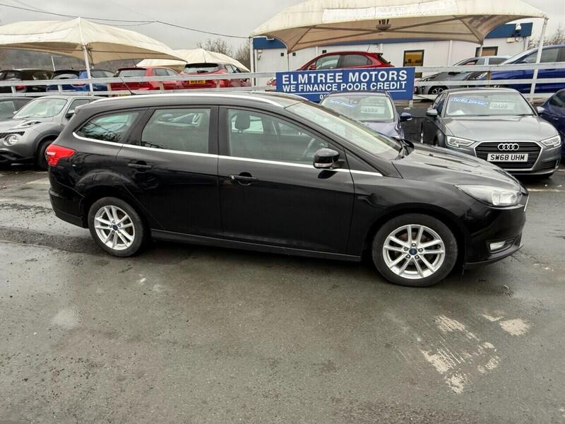 Ford Focus view 6