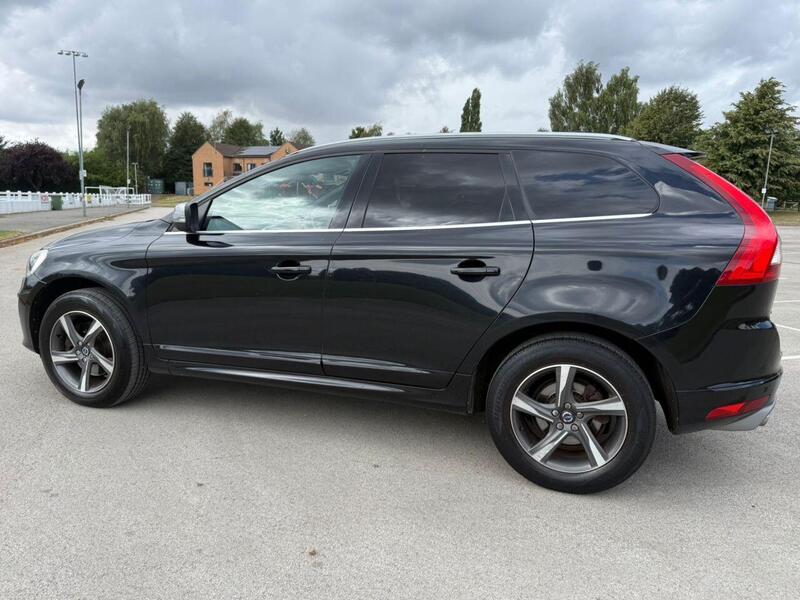 Volvo XC60 view 5