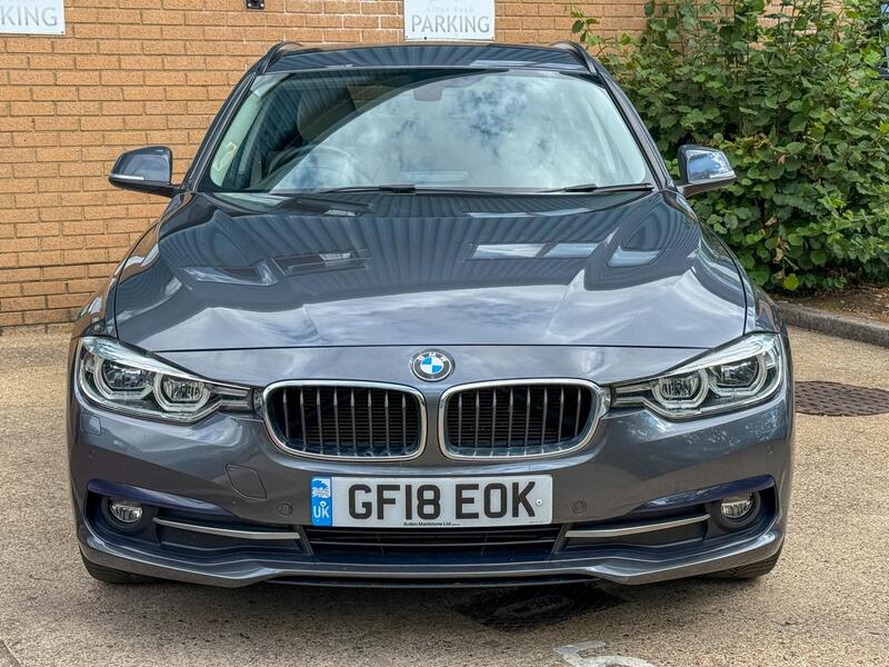 BMW 3 Series view 6