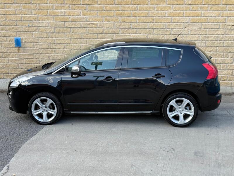 Peugeot 3008 view 2