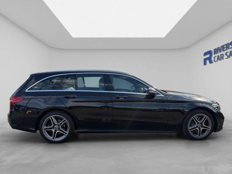 Mercedes-Benz C Class view 3