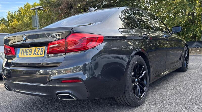 BMW 5 Series view 4