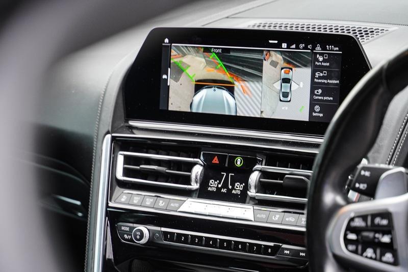 BMW 8 Series view 7