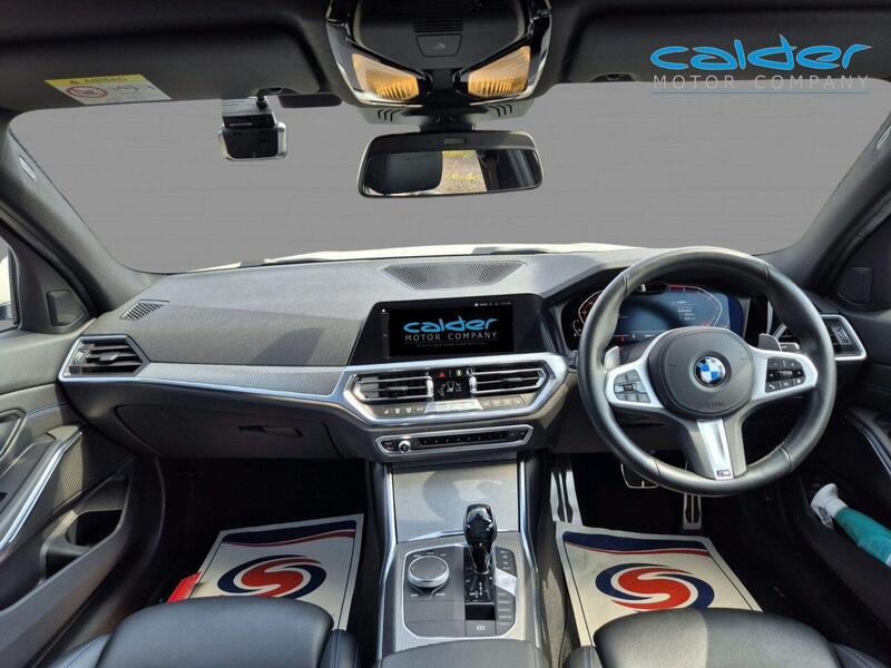 BMW 3 Series view 4