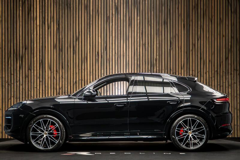 Porsche Cayenne view 7