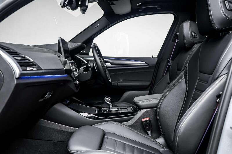 BMW X3 view 7